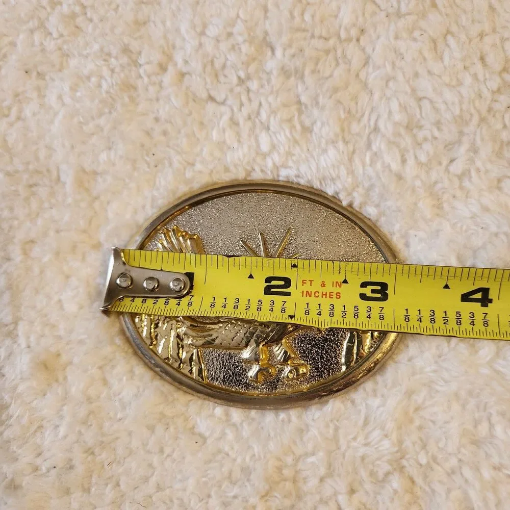 Vintage 3" Silver Gold Tone Flying Eagle Over Trees w/Sunburst Oval Belt Buckle - Picture 3 of 3